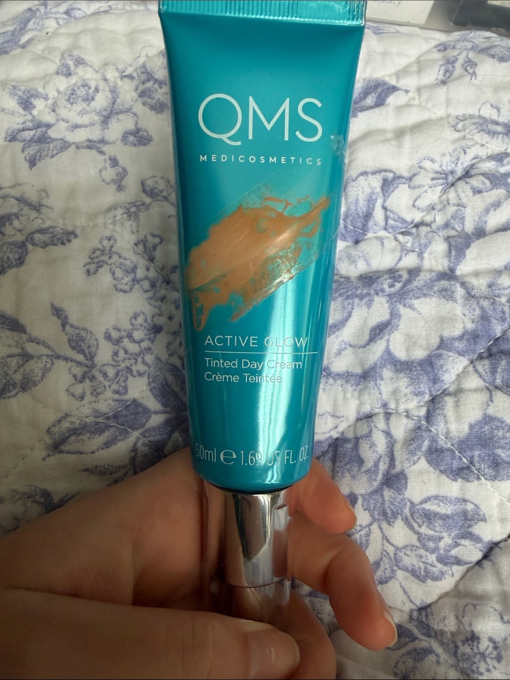 Active Glow Tinted Day Cream - Teal / Bronze